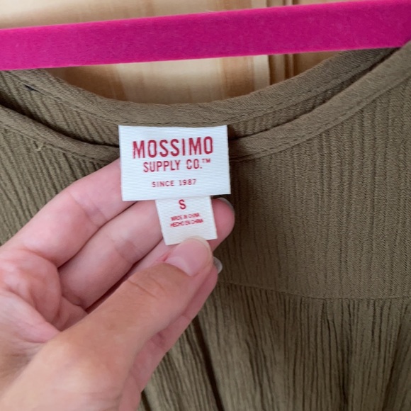 NEVER WORN Mossimo women’s tank top - Picture 2 of 5